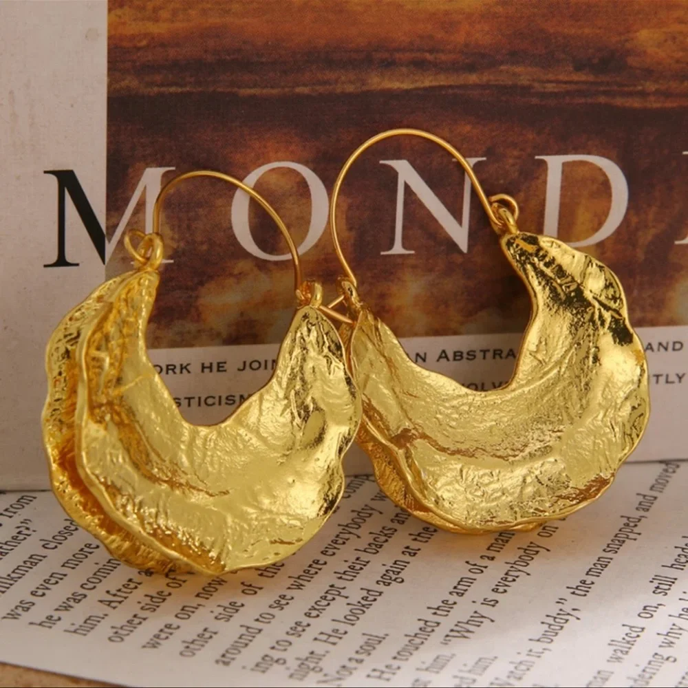 Gold Artistic Drop Earrings ✨ - Picture 2 of 2